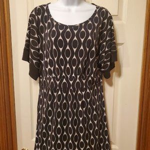 Black and white eye pattern tunic half sleeve